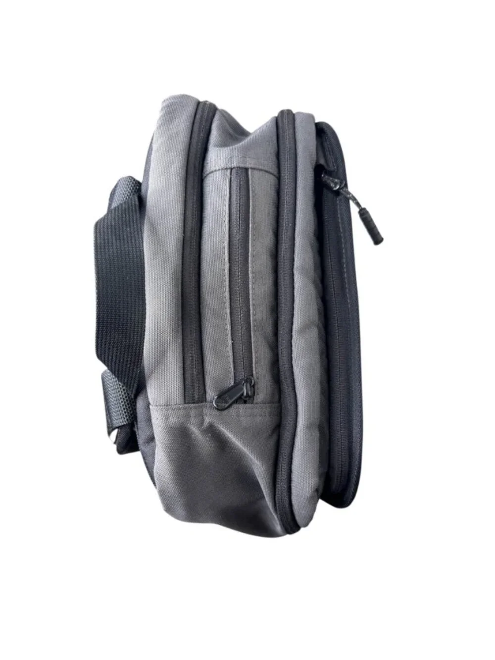 Timbuk2 Q Laptop Backpack in Gray and Black